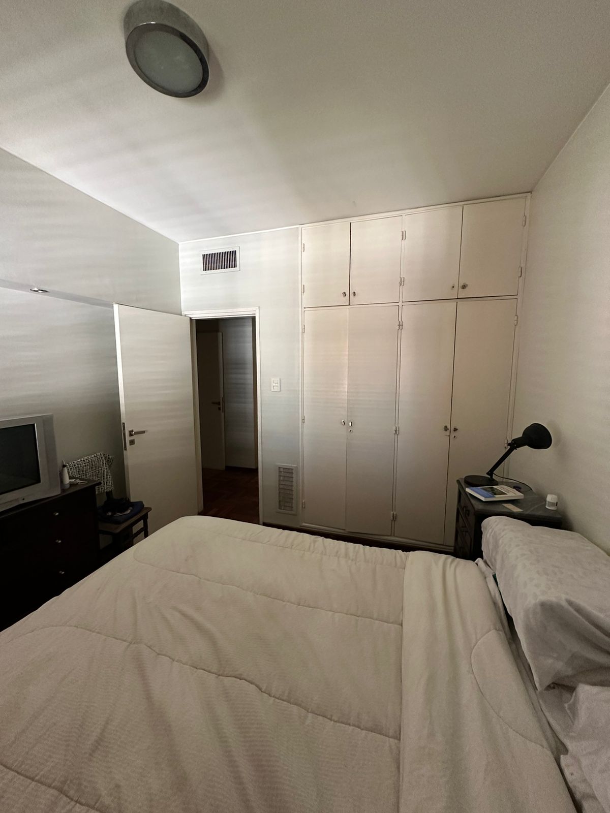 Nueva Córdoba - Chacabuco al 700 - Venta Dpto. 2 Dorm.