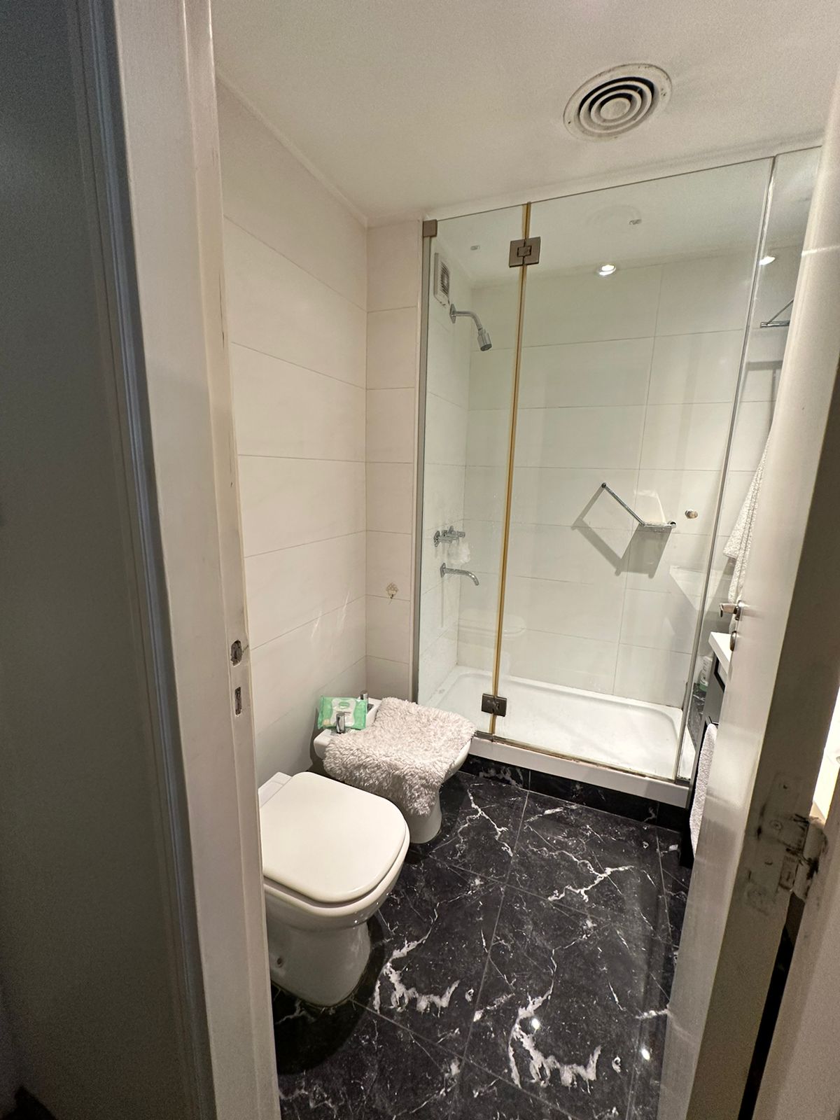 Nueva Córdoba - Chacabuco al 700 - Venta Dpto. 2 Dorm.