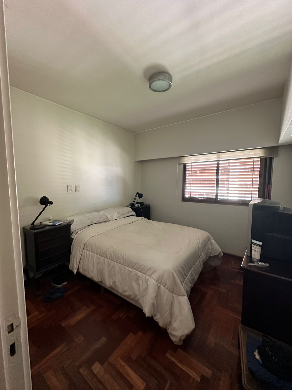 Nueva Córdoba - Chacabuco al 700 - Venta Dpto. 2 Dorm.