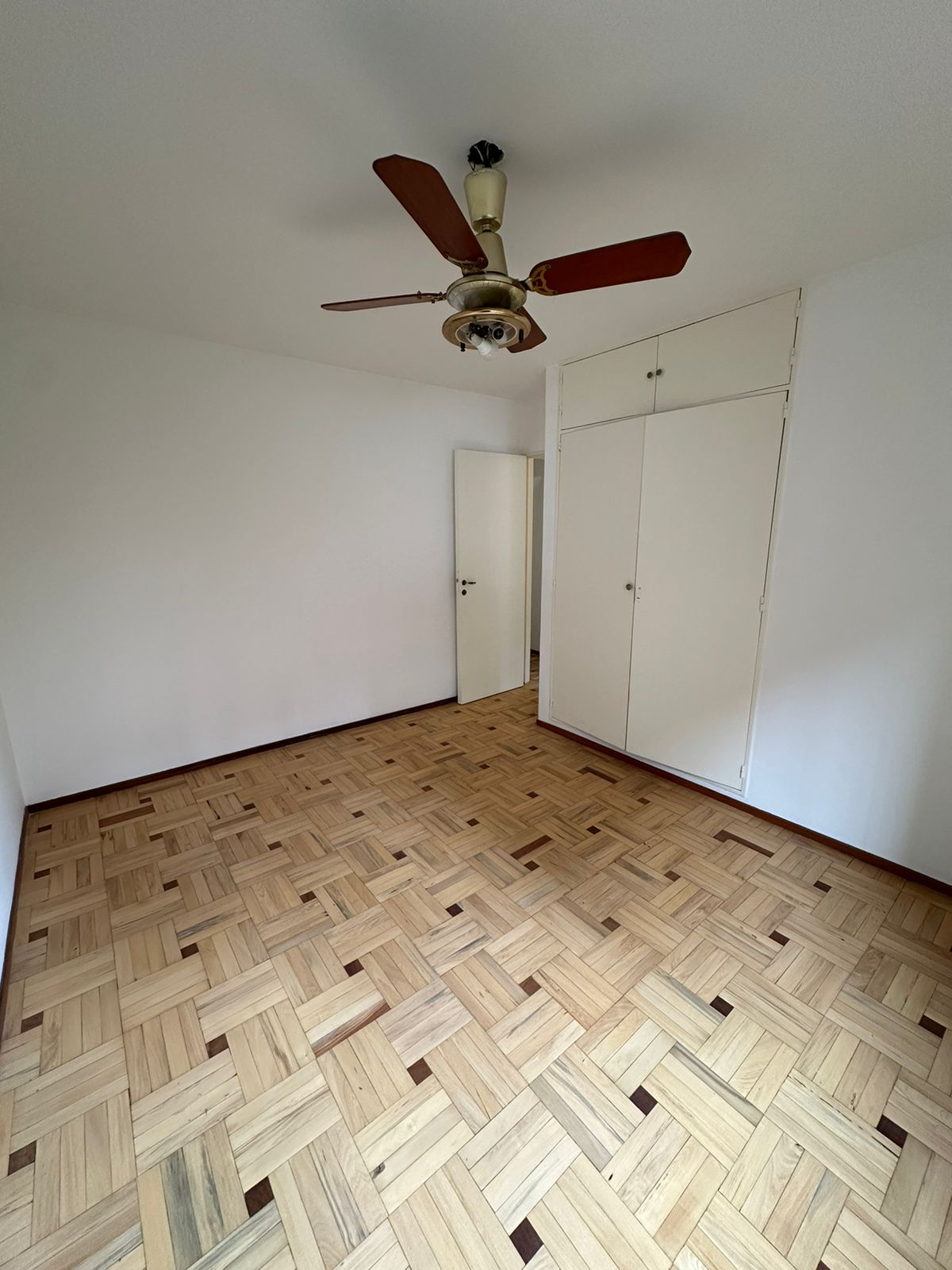 Nueva Córdoba - Venta Dpto. 3 Dorm. Con cochera