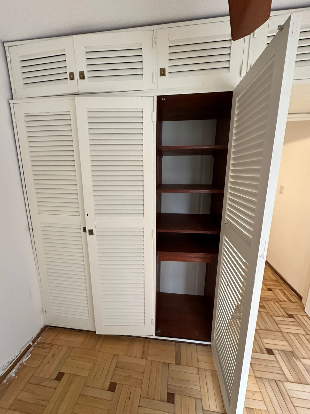 Nueva Córdoba - Venta Dpto. 3 Dorm. Con cochera