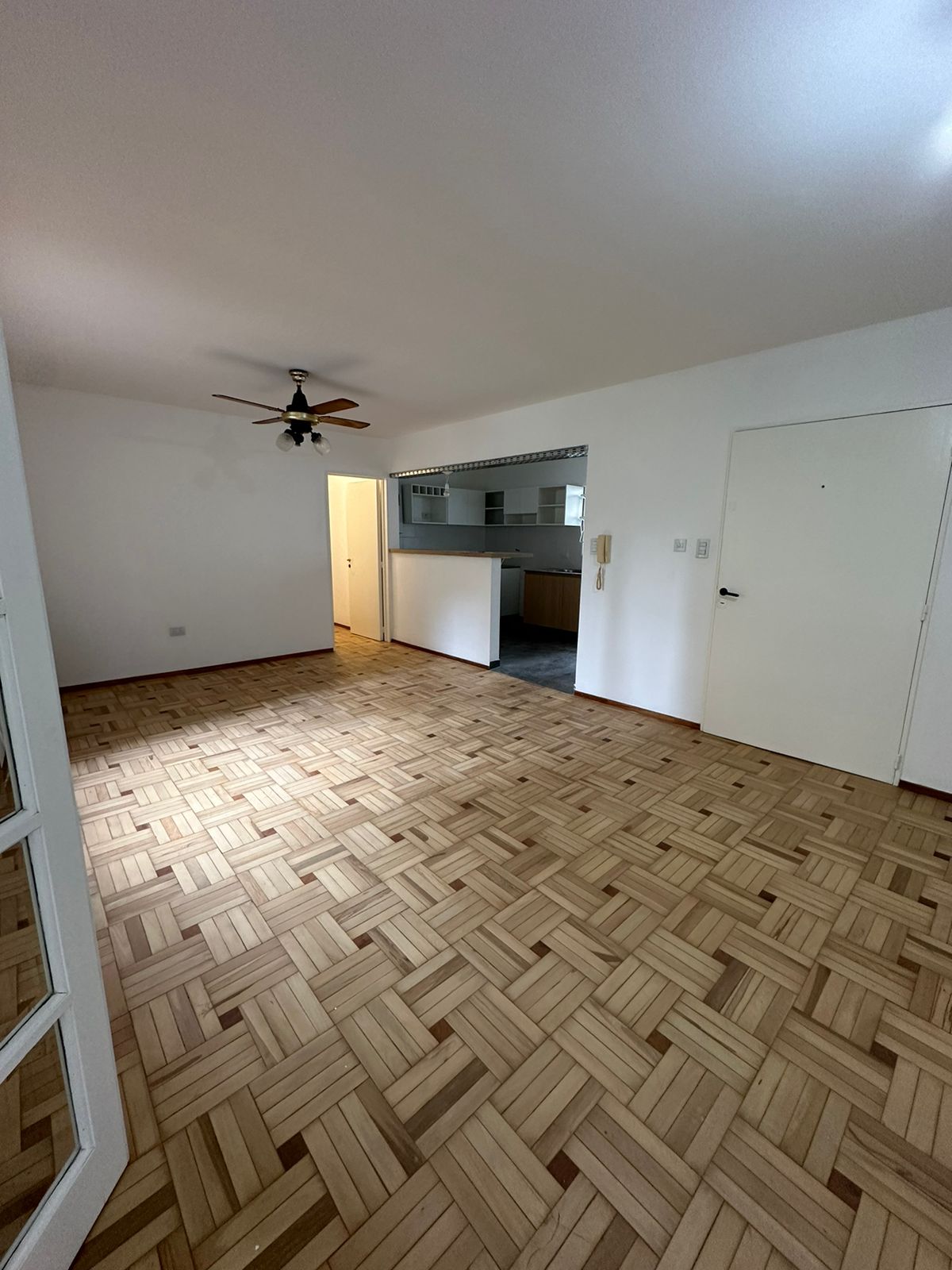 Nueva Córdoba - Venta Dpto. 3 Dorm. Con cochera