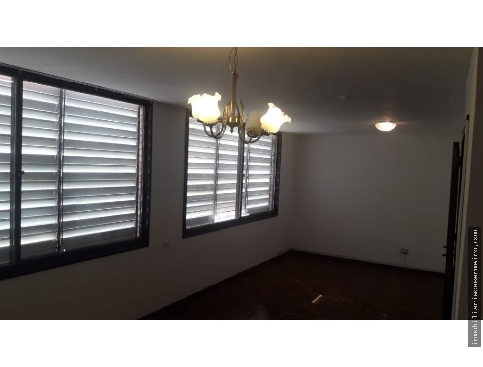 OFICINA EN ZONA DE TRIBUNALES I. CÓRDOBA CAPITAL.