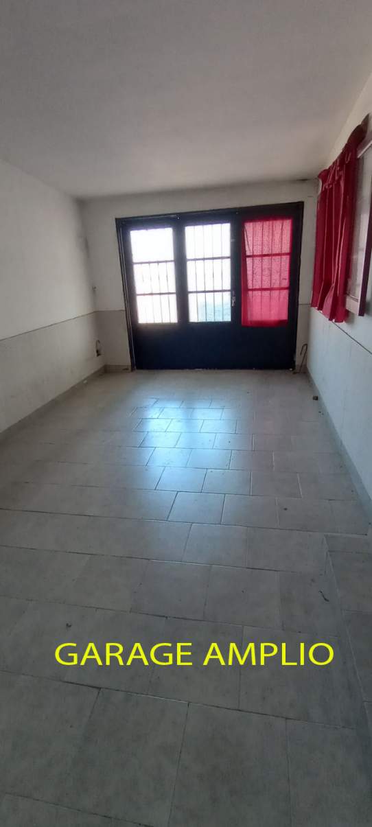 VENDO CASA EN VECINAL EX CUARTELES