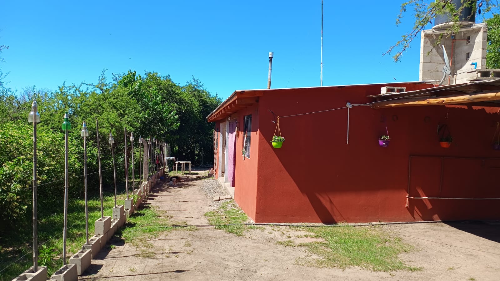 Unquillo casa una planta de 3 dormitorios dos baños