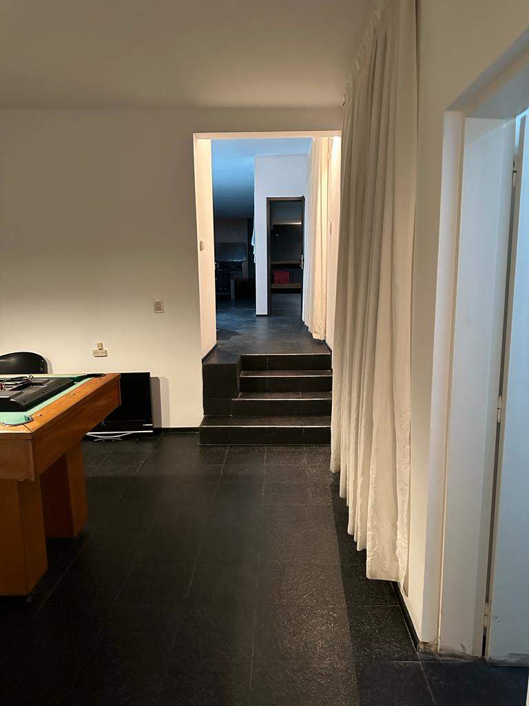 SE VENDE CASA EN CAUSANA ( COUNTRY) EXELENTE PROPIEDAD