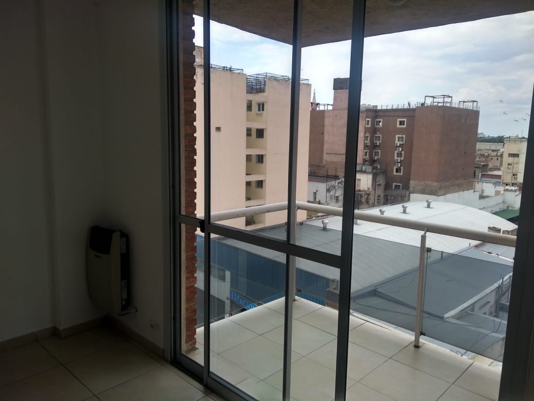 OB SALGUERO 144, LOFT MUY AMPLIO, FRENTE CON BALCON, IMPECABLE