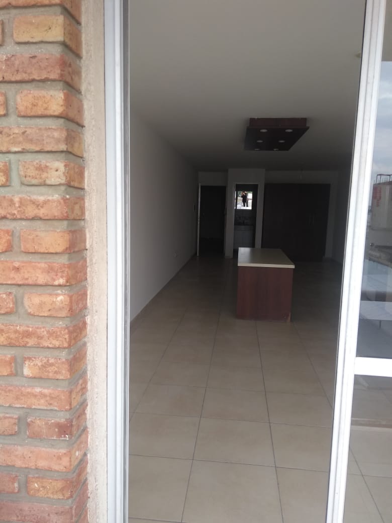 OB SALGUERO 144, LOFT MUY AMPLIO, FRENTE CON BALCON, IMPECABLE