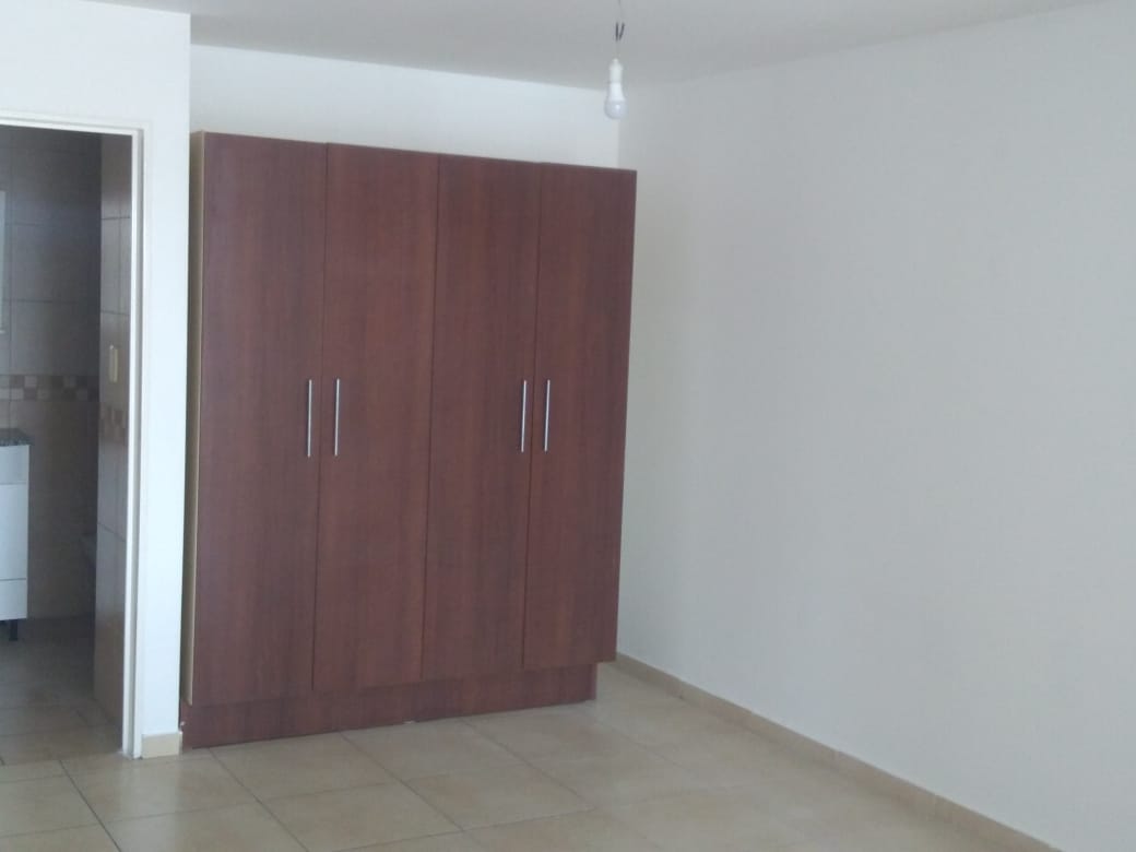 OB SALGUERO 144, LOFT MUY AMPLIO, FRENTE CON BALCON, IMPECABLE