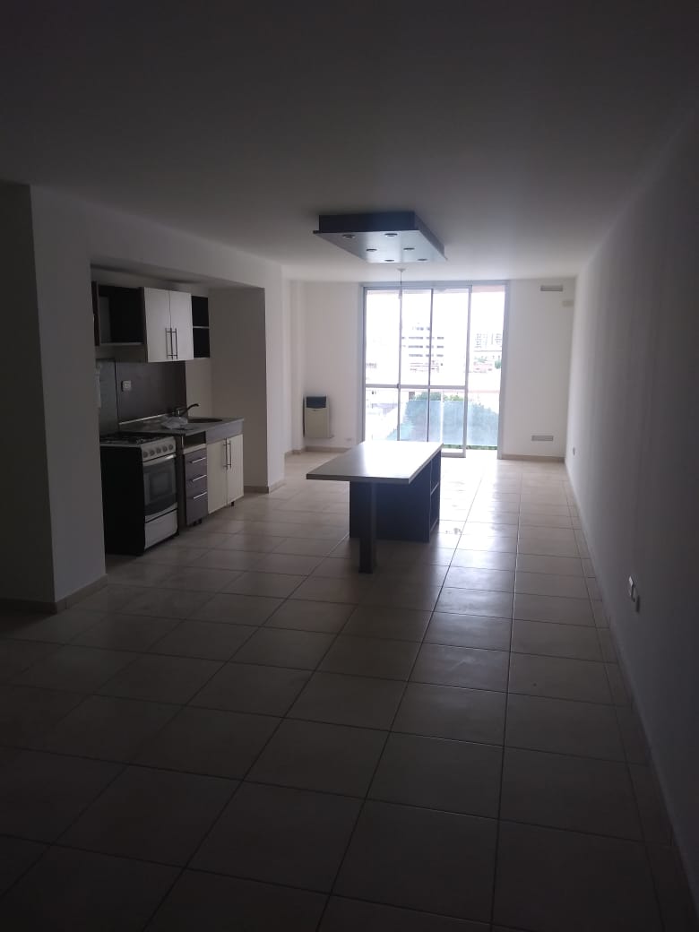 OB SALGUERO 144, LOFT MUY AMPLIO, FRENTE CON BALCON, IMPECABLE