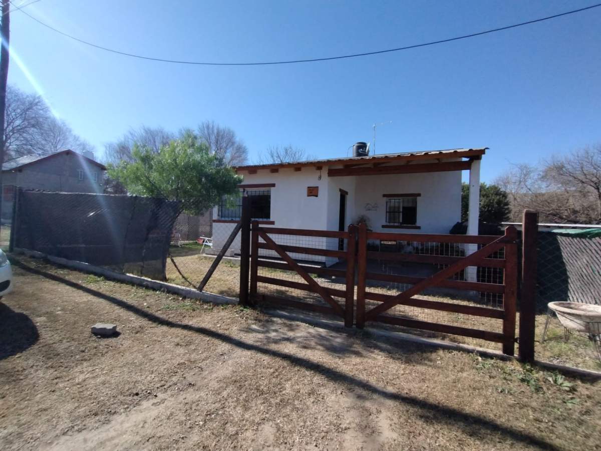 CASA EN VENTA EN SANTA MARÍA DE PUNILLA.