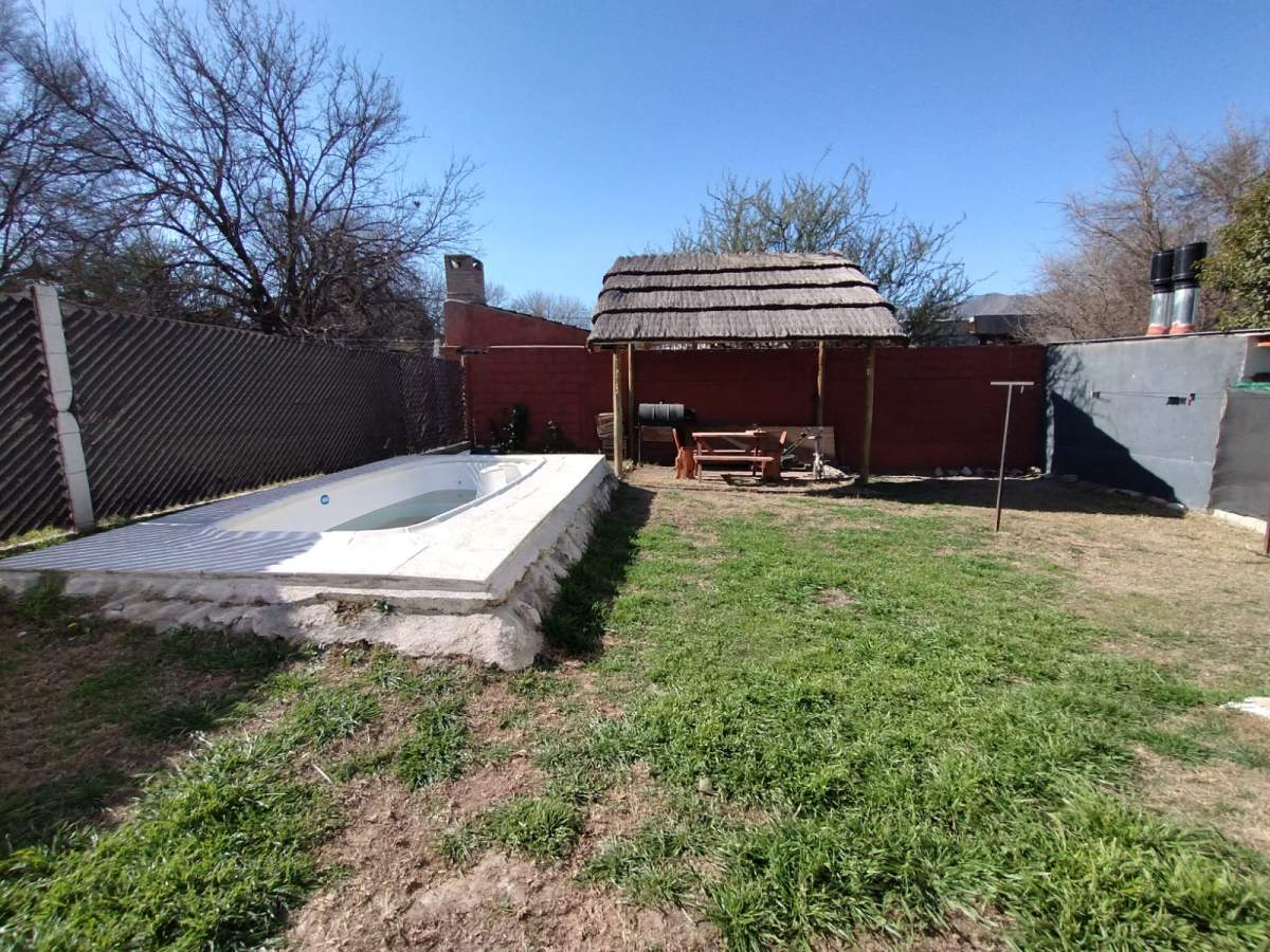 CASA EN VENTA EN SANTA MARÍA DE PUNILLA.