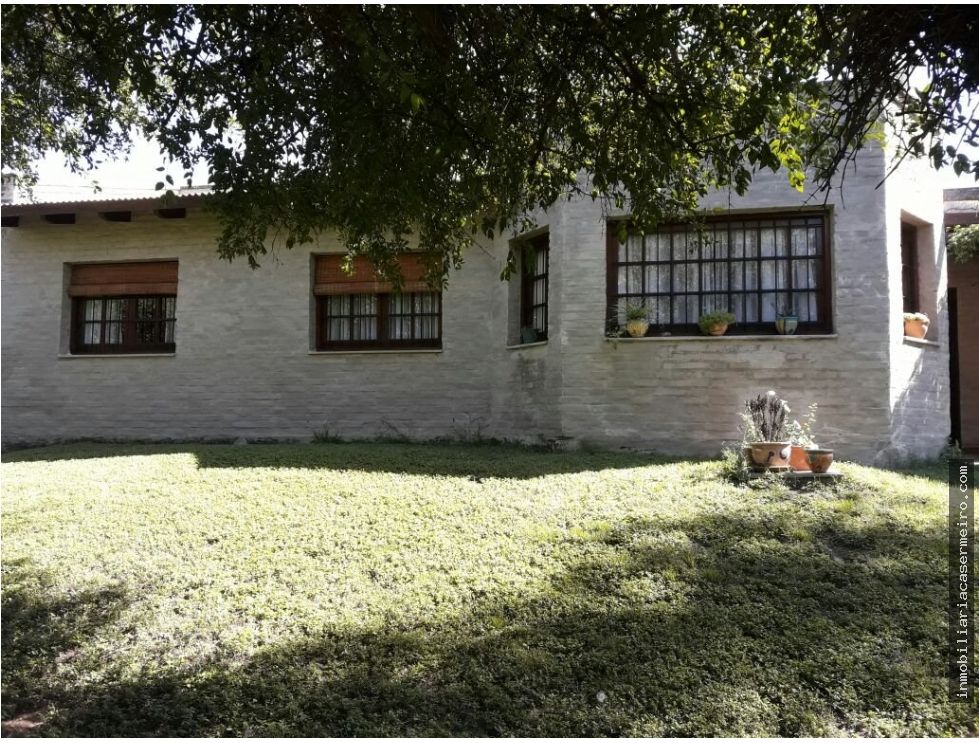 GRAN CASA EN VILLA LA BOLSA.