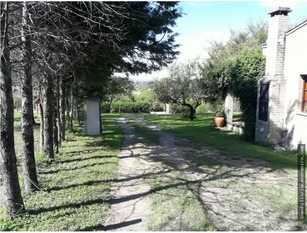 GRAN CASA EN VILLA LA BOLSA.