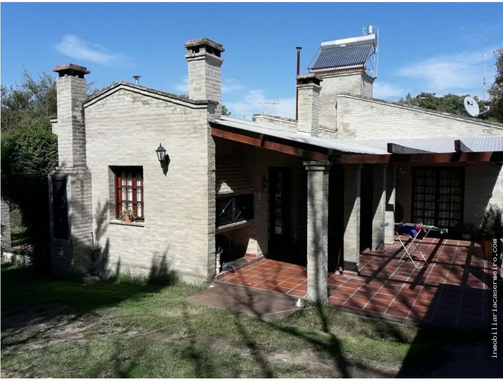 GRAN CASA EN VILLA LA BOLSA.