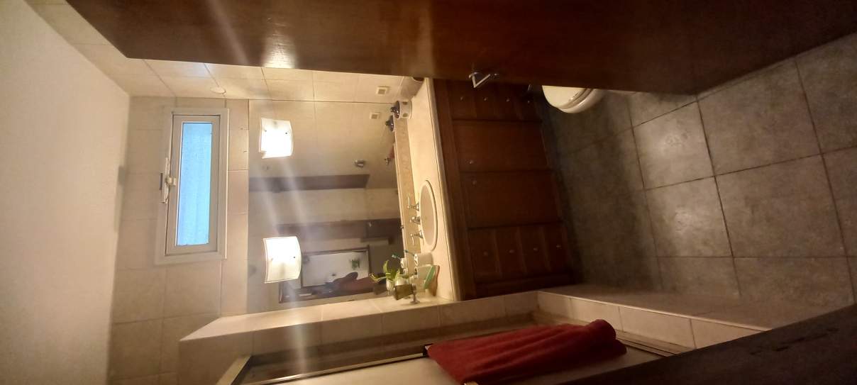 Excepcional casa en impecables condiciones...!!!