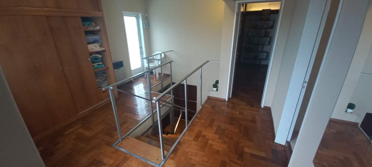 Excepcional casa en impecables condiciones...!!!