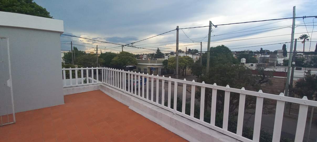 Excepcional casa en impecables condiciones...!!!