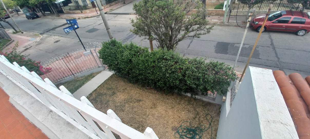 Excepcional casa en impecables condiciones...!!!