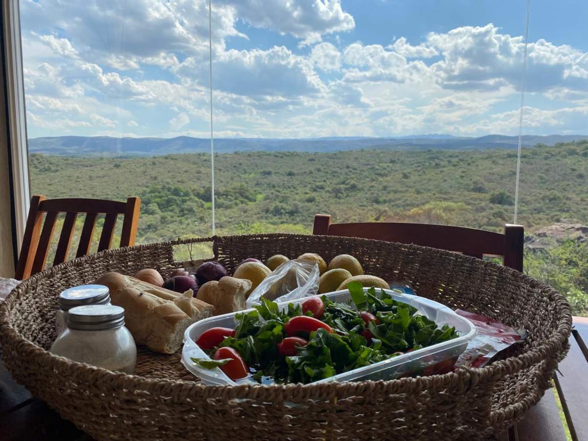 OPORTUNIDAD VENDO 3 HECTÁREAS CON QUINCHO Y PILETA BORDE INFINITO CON VISTA A LAS SIERRAS