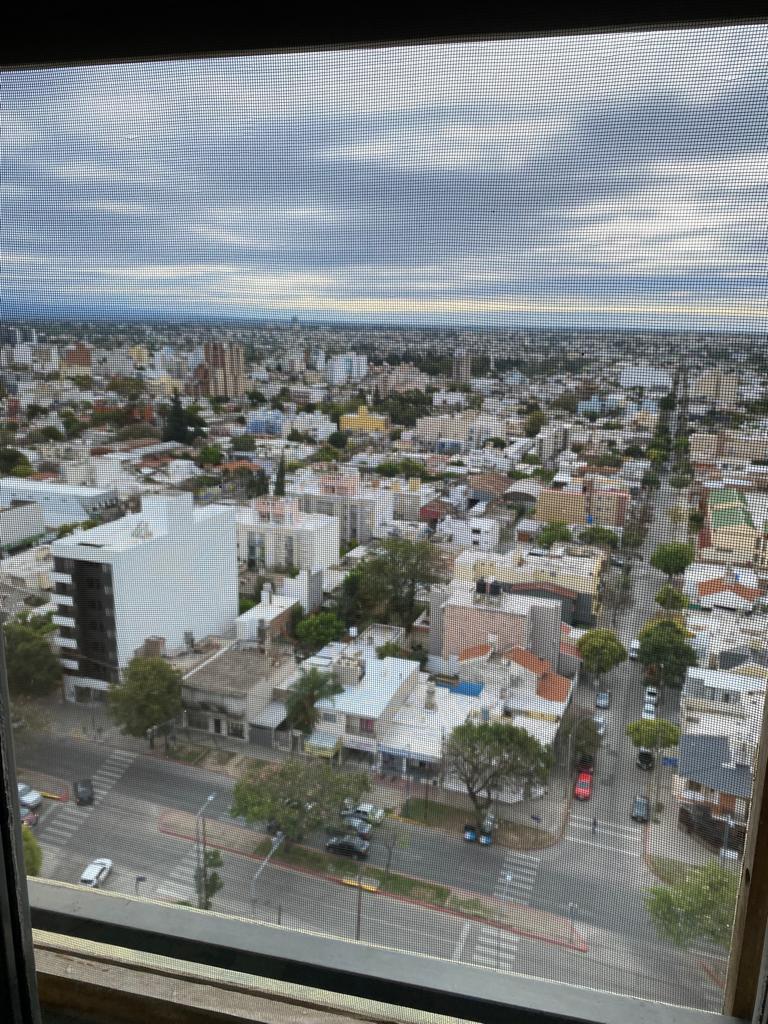 APTO CRÉDITO - DEPTO DE 3 DORM EN VENTA EN ALTO ALBERDI - A UNA CUADRA DE DUARTE QUIROS