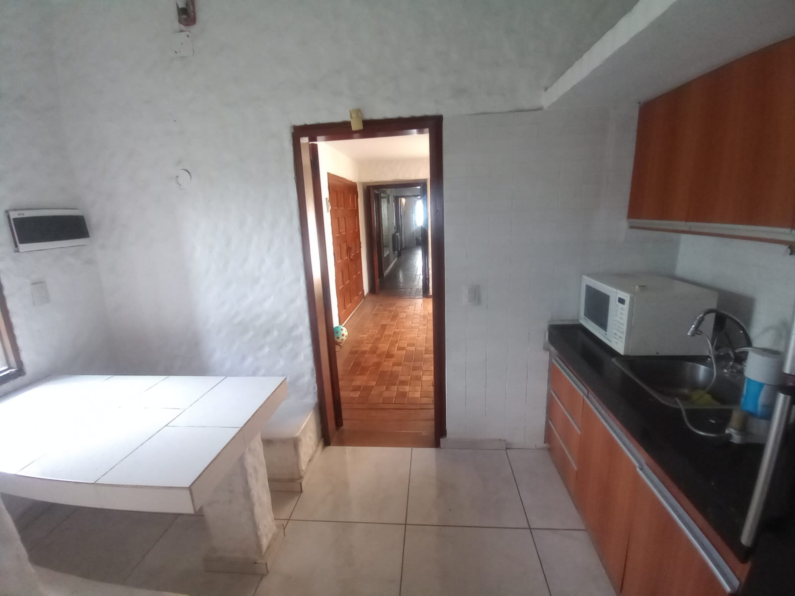 APTA CREDITO - CASA DE 4 DORM. EN VENTA EN VILLA ALLENDE GOLF