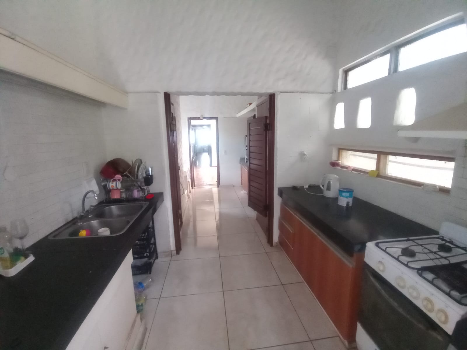 APTA CREDITO - CASA DE 4 DORM. EN VENTA EN VILLA ALLENDE GOLF