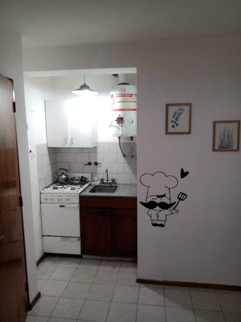 VENDO: DPTO 1 DORMITORIO C- PATIO - B° ALBERDI