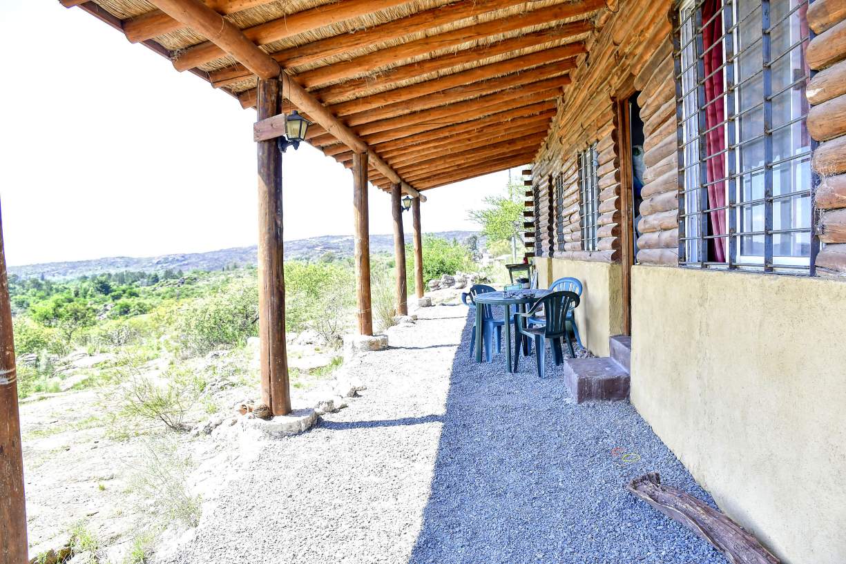 VENDO: TERRENO CON DOS CABAÑAS EN ESPEJO - CABALANGO