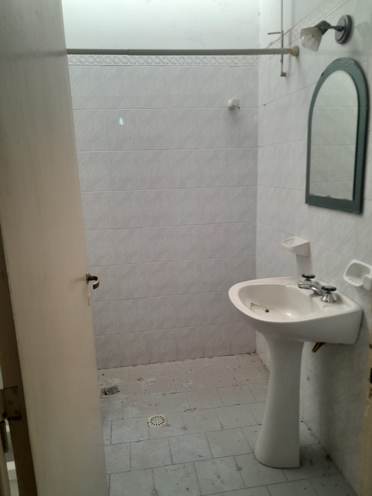 SR vende casa amplia en Bo Empalme