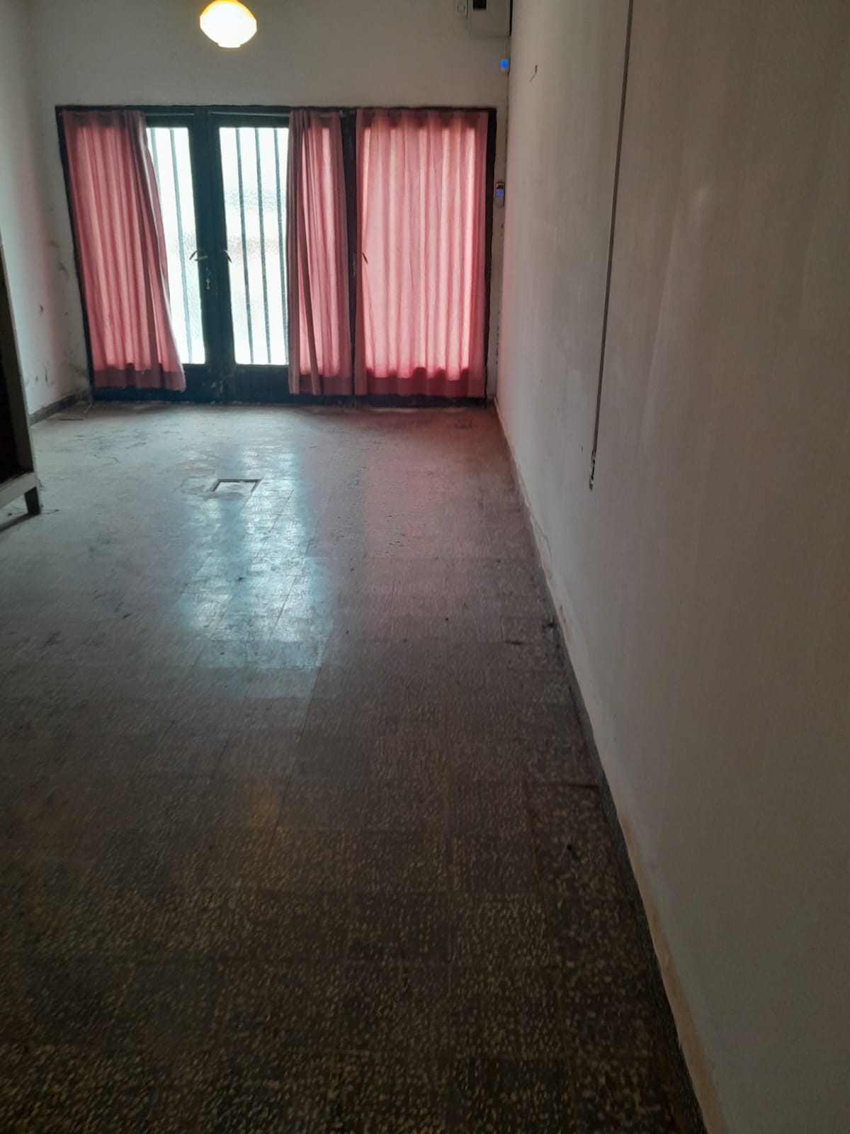 SR vende casa amplia en Bo Empalme