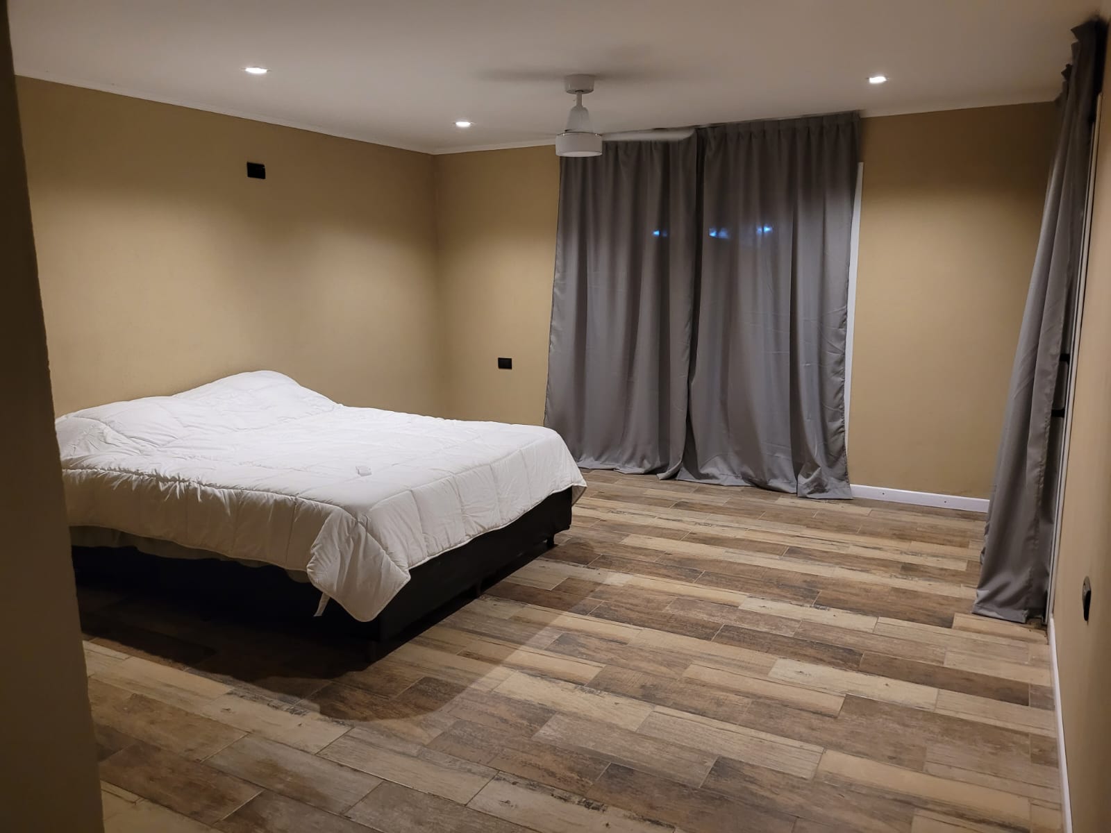 VENDO CASA EN BELLA VISTA BARRIO CERRADO RIO CEBALLOS, OPORTUNIDAD CASA A ESTRENA!!!!