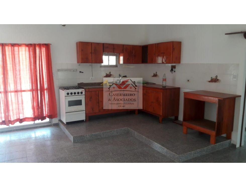 CASA EN BARRIO LA RIVERA. ANISACATE.