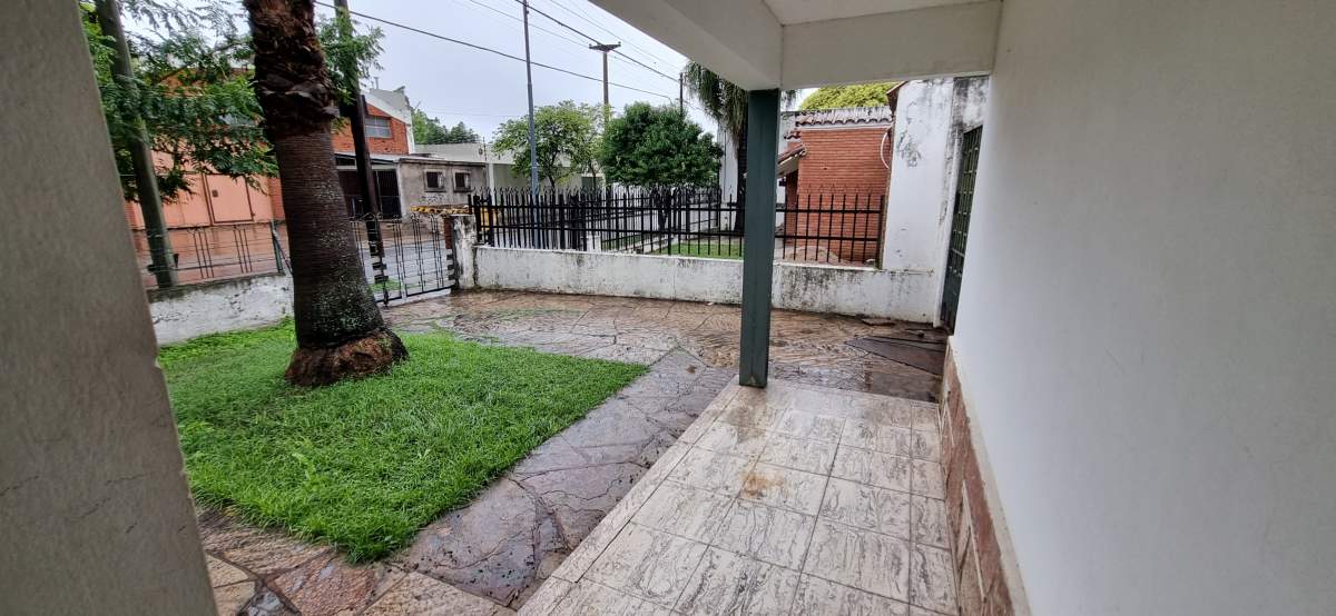 Venta Casa 4 Dorm Pileta Barrio Los Alemanes APTO BANCOR