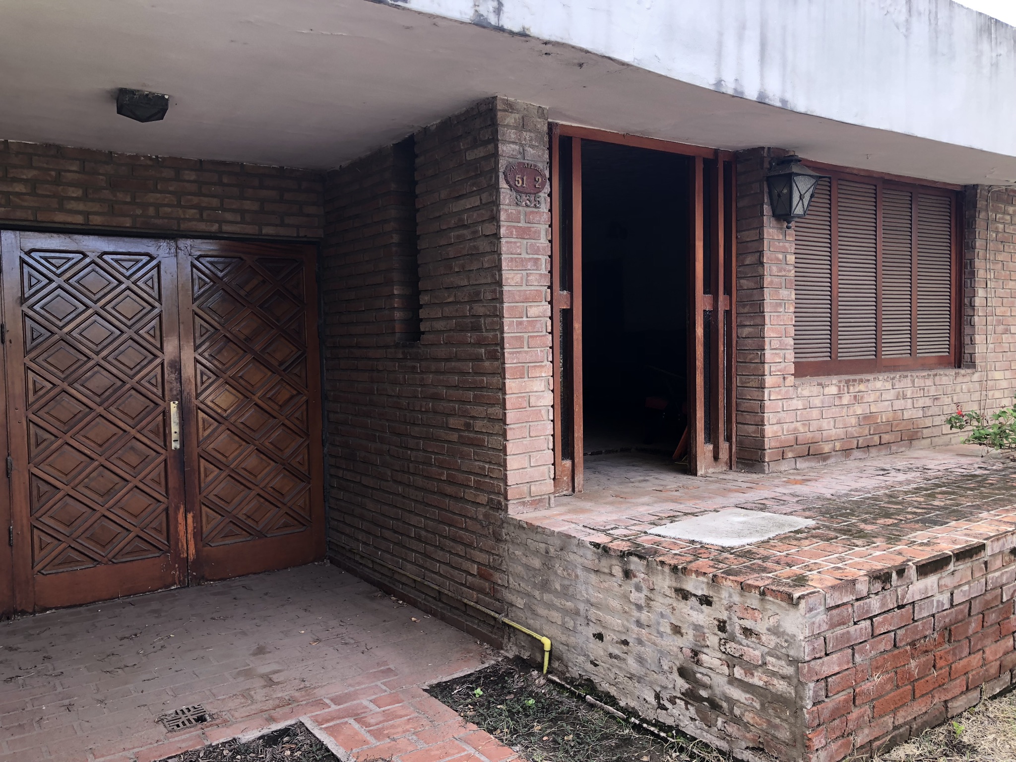 CASA EN VENTA, OPORTUNIDAD, BARRIO VILLA BELGRANO - PARA VIVIENDA - HOSTEL - PROFESIONAL - LOCALES C