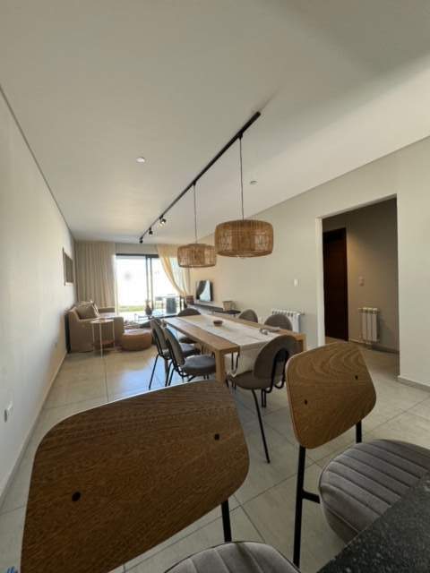 VENTA CASA 2 DORMITORIOS 2 BAÑOS DISTRITO SUR