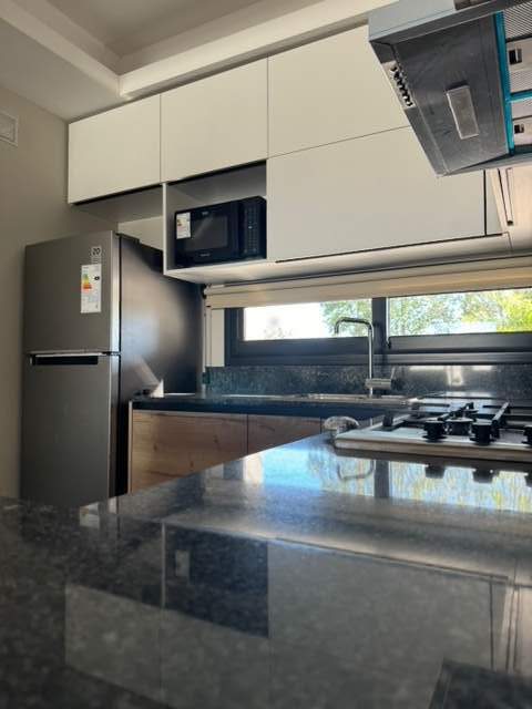 VENTA CASA 2 DORMITORIOS 2 BAÑOS DISTRITO SUR