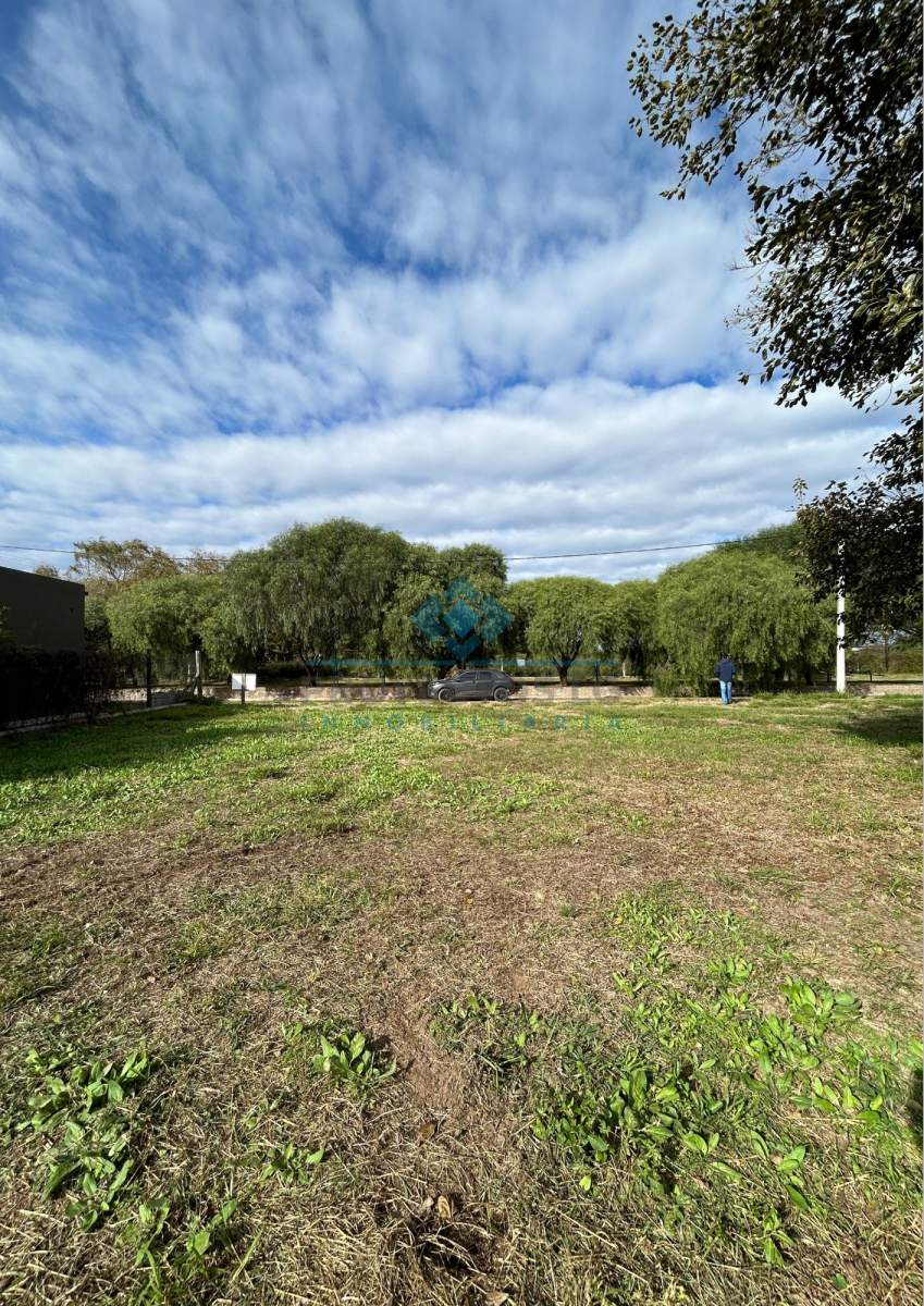VENTA-GRAN LOTE 1053M2-SINSACATE