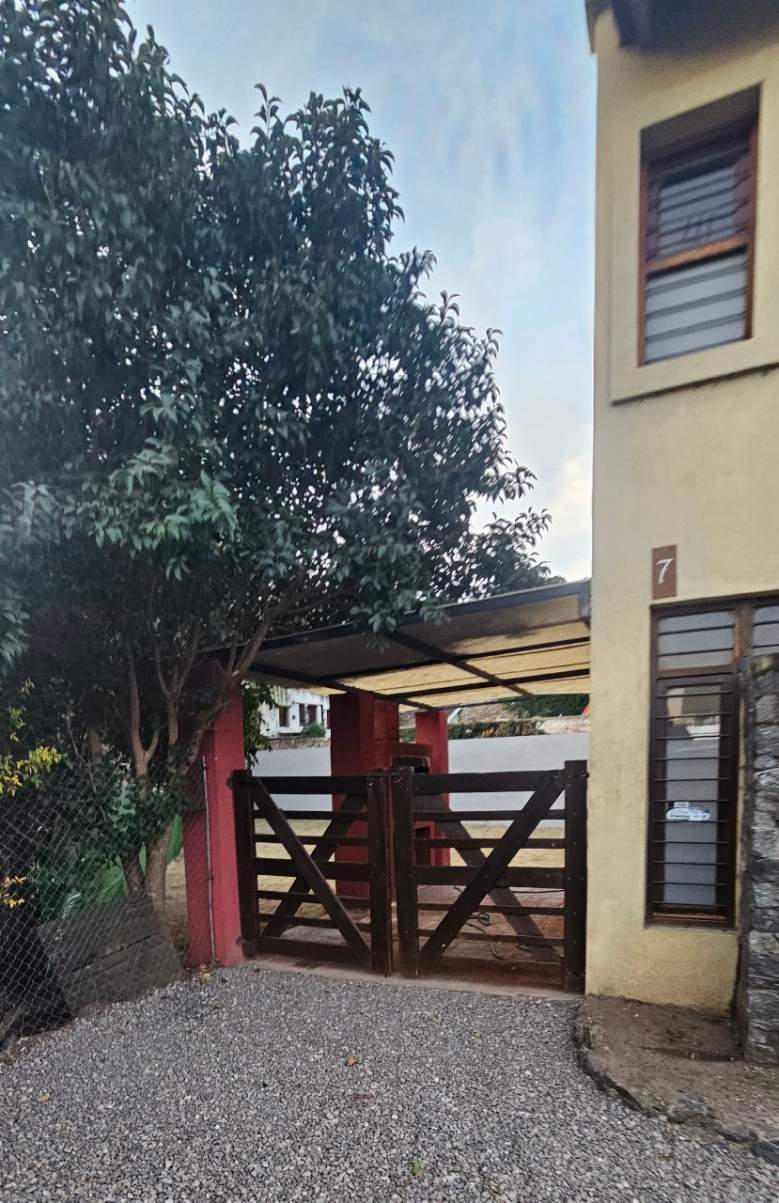 HERMOSA CASA DE 3D EN HOUSING CON BAJAS EXPENSAS