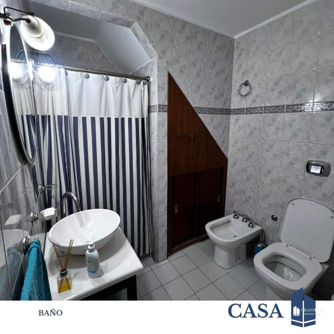 CASA EN VENTA. BARRIO SAN SALVADOR.