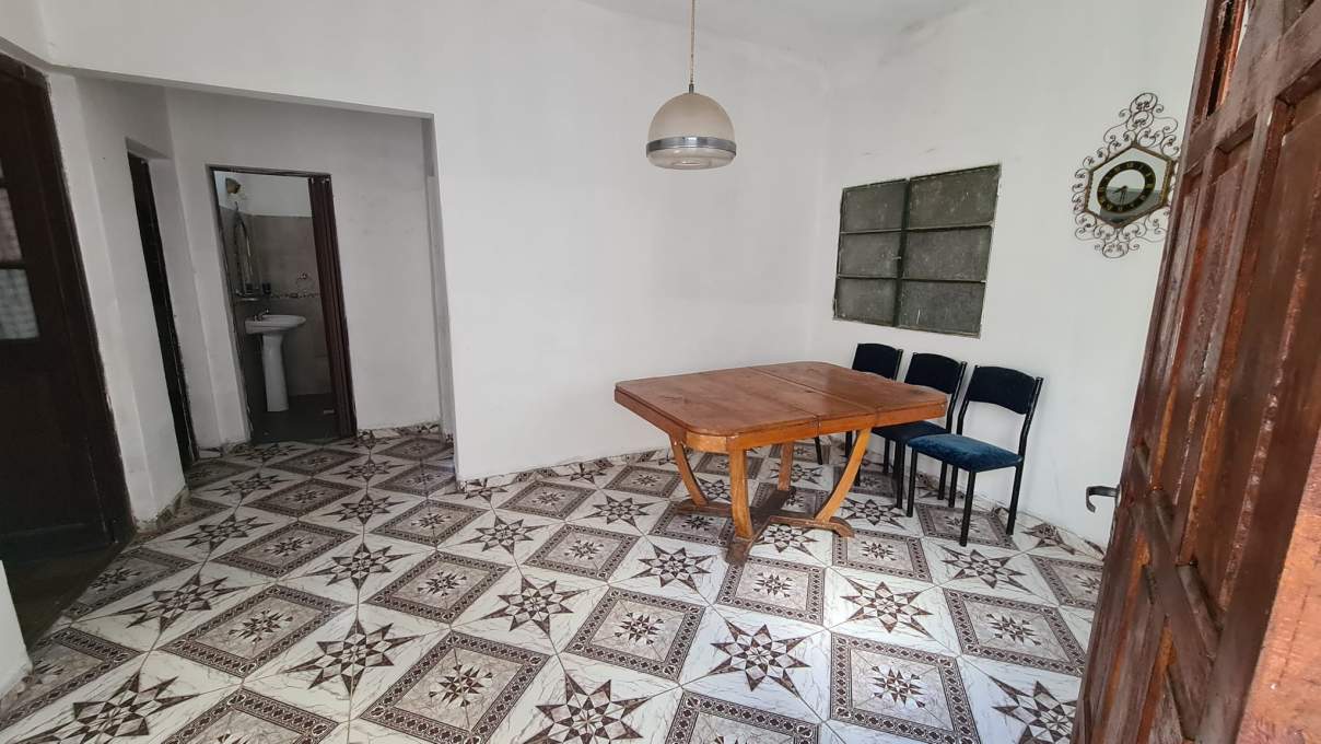 SE VENDE CASA CON GALPON AMPLIO