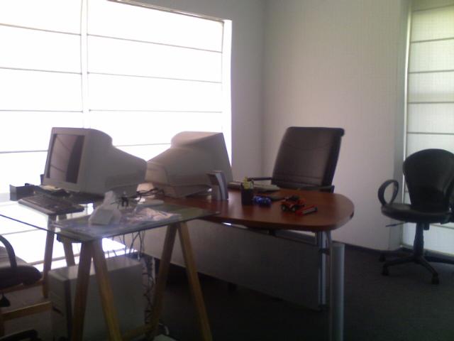 VENTA  COMPLEJO DE LOCALES Y OFICINAS VILLA ALLENDE