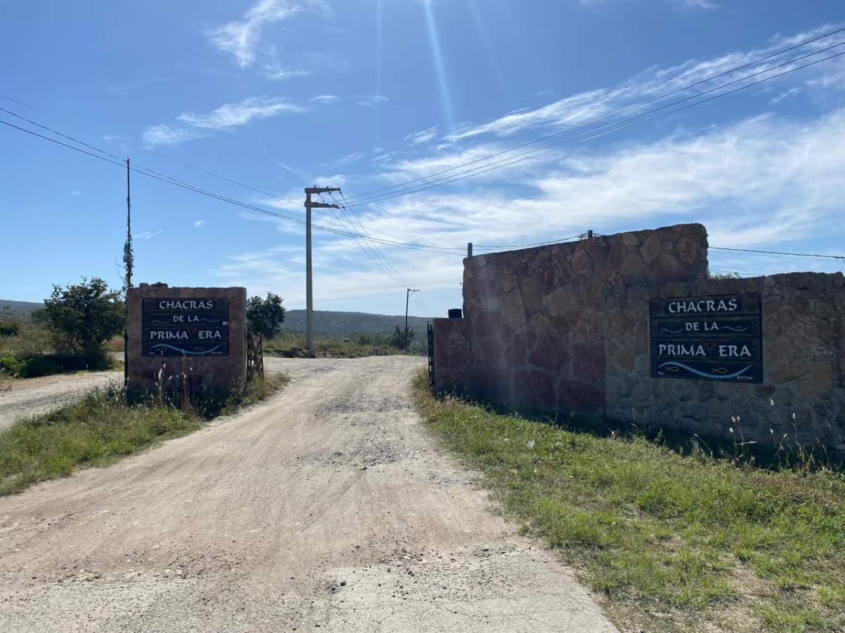VENTA LOTES EN TANTI BARRIO ABIERTO CHACRAS DE LA PRIMAVERA