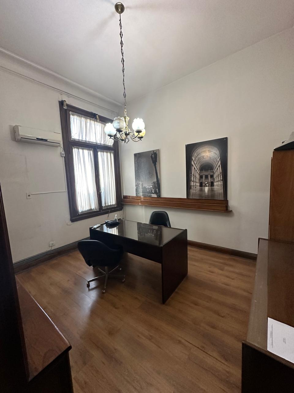Centro - Venta Oficina c- 6 privados