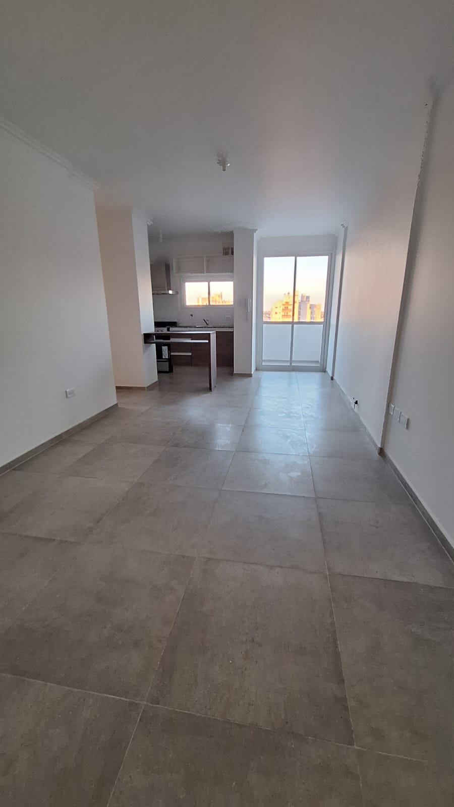 alta cordoba estrenar con balcon