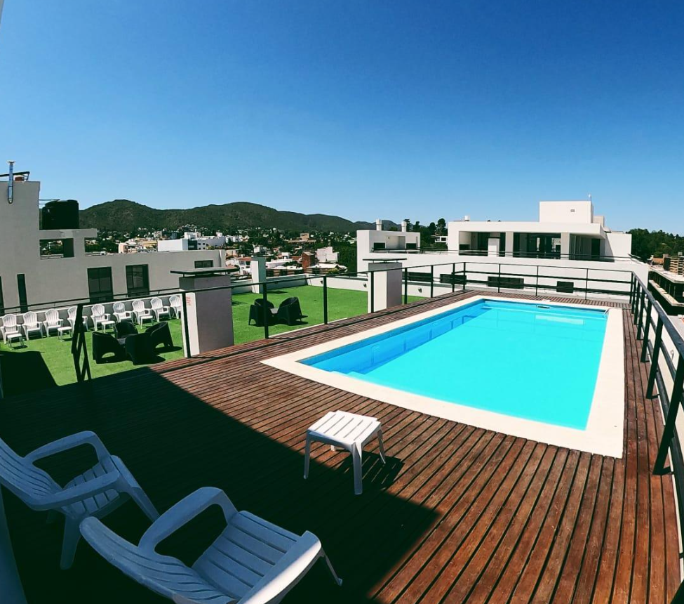 Venta Duplex 2 Dorm. con Cochera y Pileta