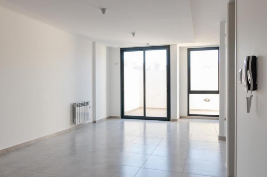 Venta Duplex 2 Dorm. con Cochera y Pileta