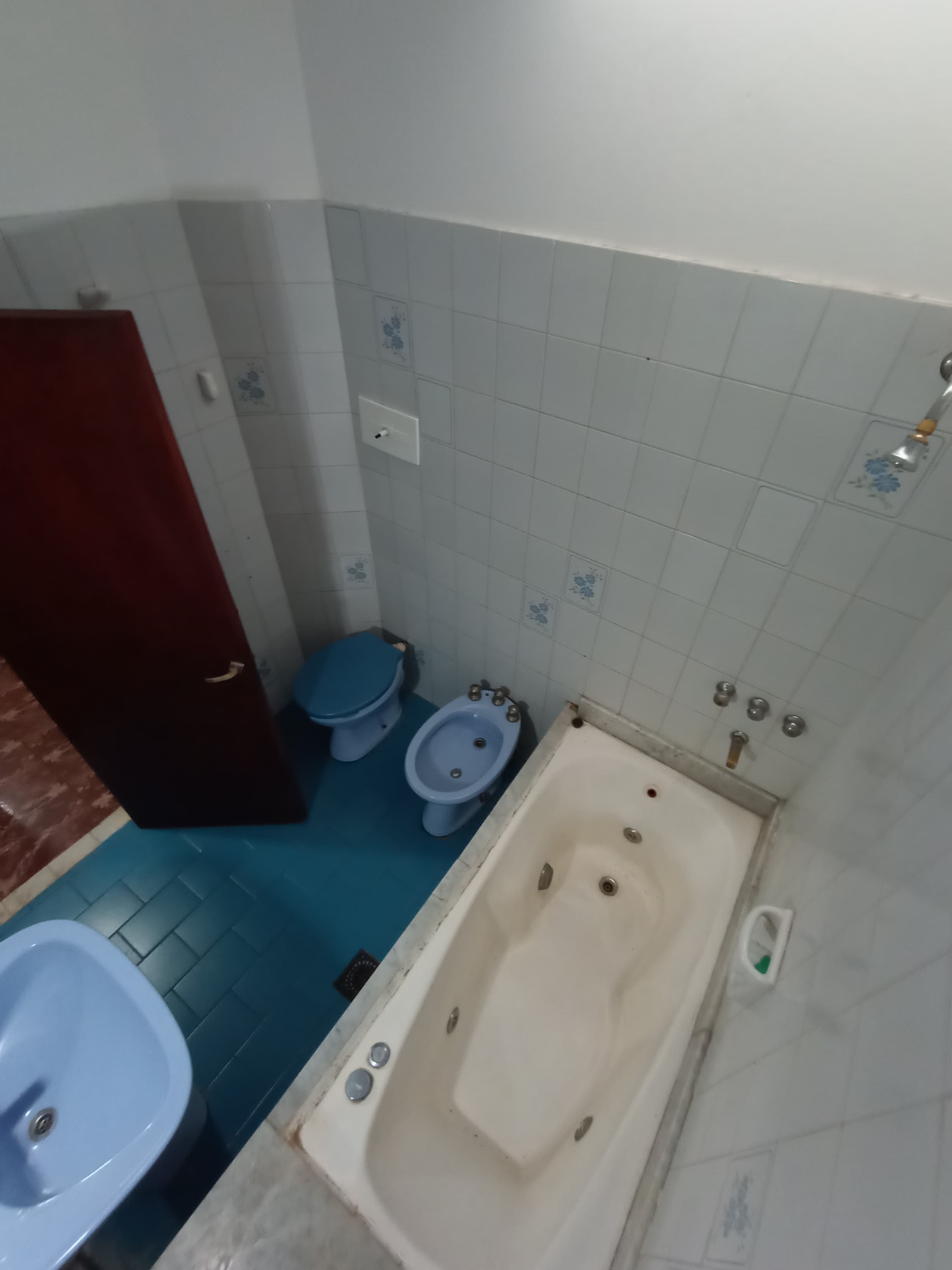 VENTA CASA y Depto B LICEO 1 SECCION