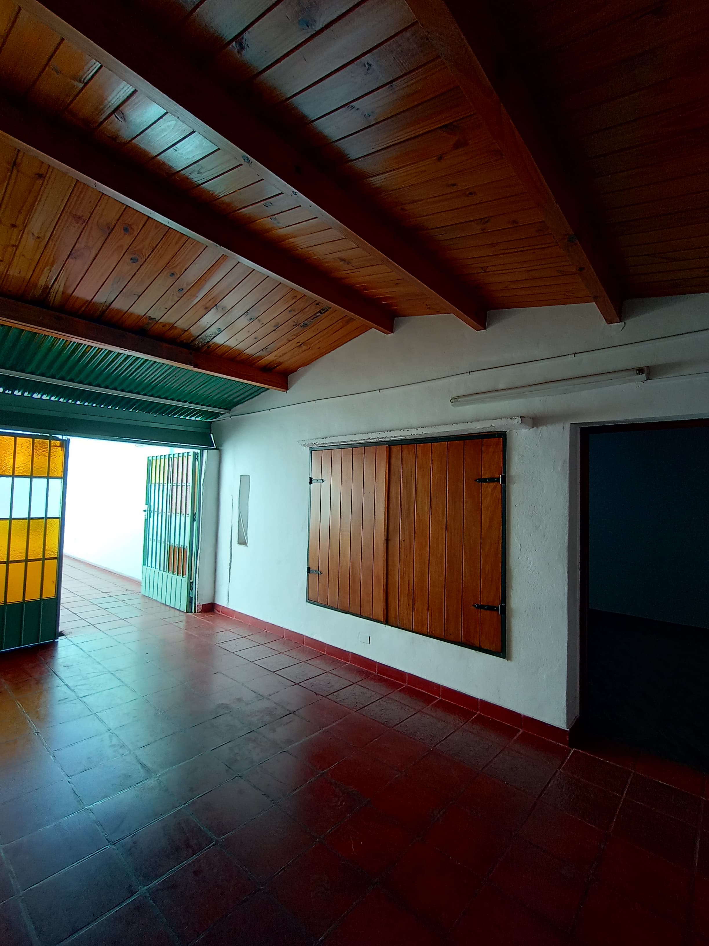 VENTA CASA y Depto B LICEO 1 SECCION