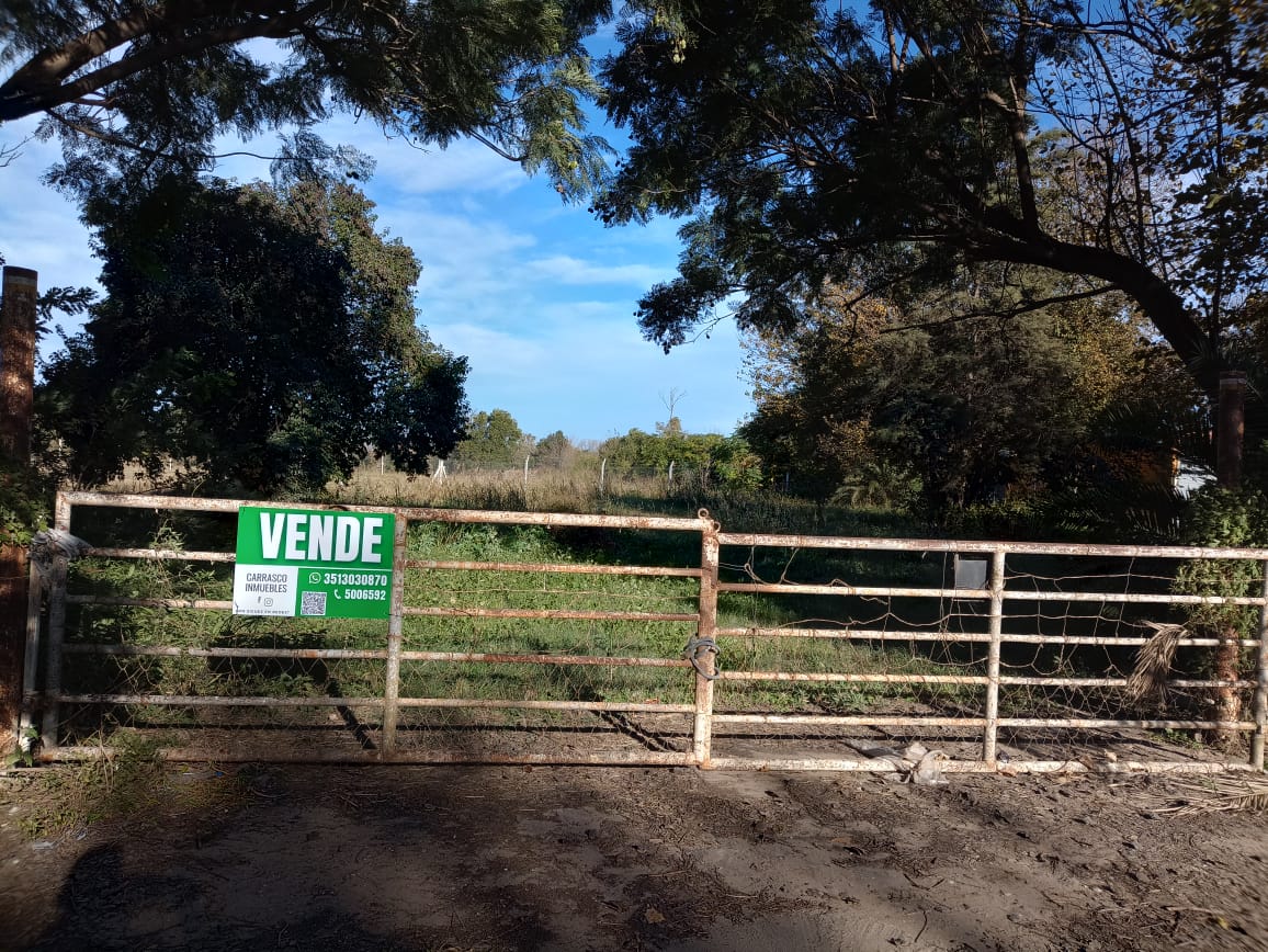 VENTA PREDIO    CASA 3 dorm VILLA ESQUIU. sobre Ruta
